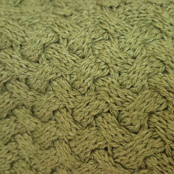 Made In Ireland. Blarney Knit Sweater - Picture 4 of 8